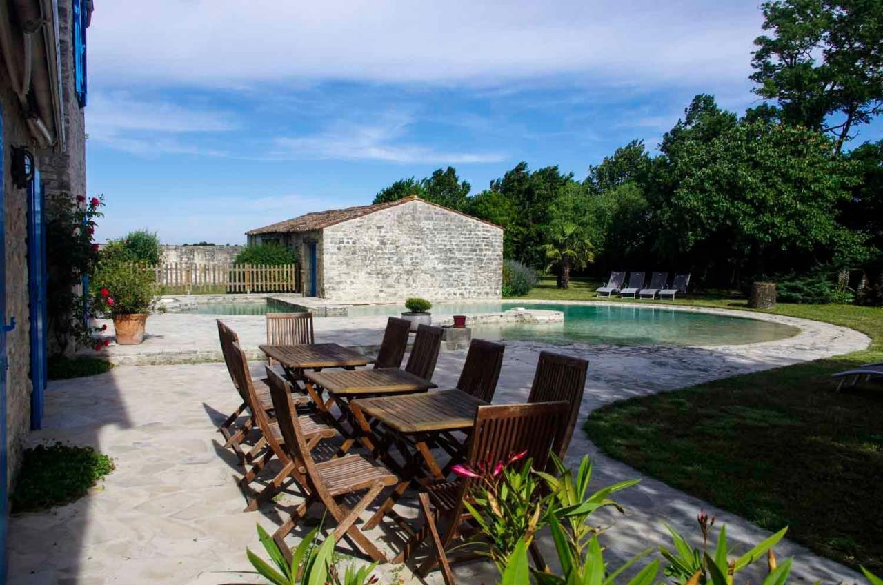 Logis Saint Leonard Bed and Breakfast Dompierre-sur-Mer Eksteriør billede