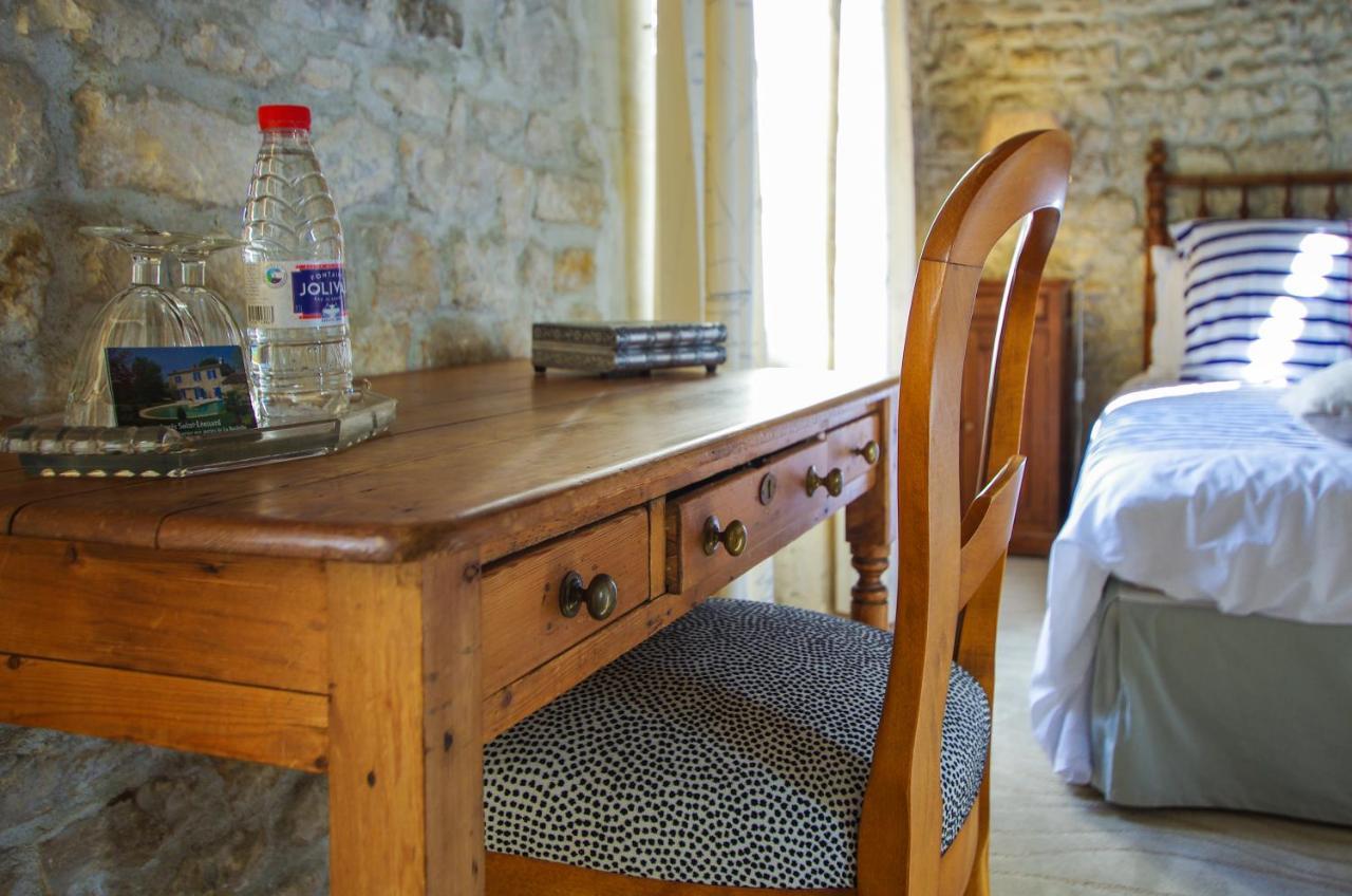 Logis Saint Leonard Bed and Breakfast Dompierre-sur-Mer Eksteriør billede