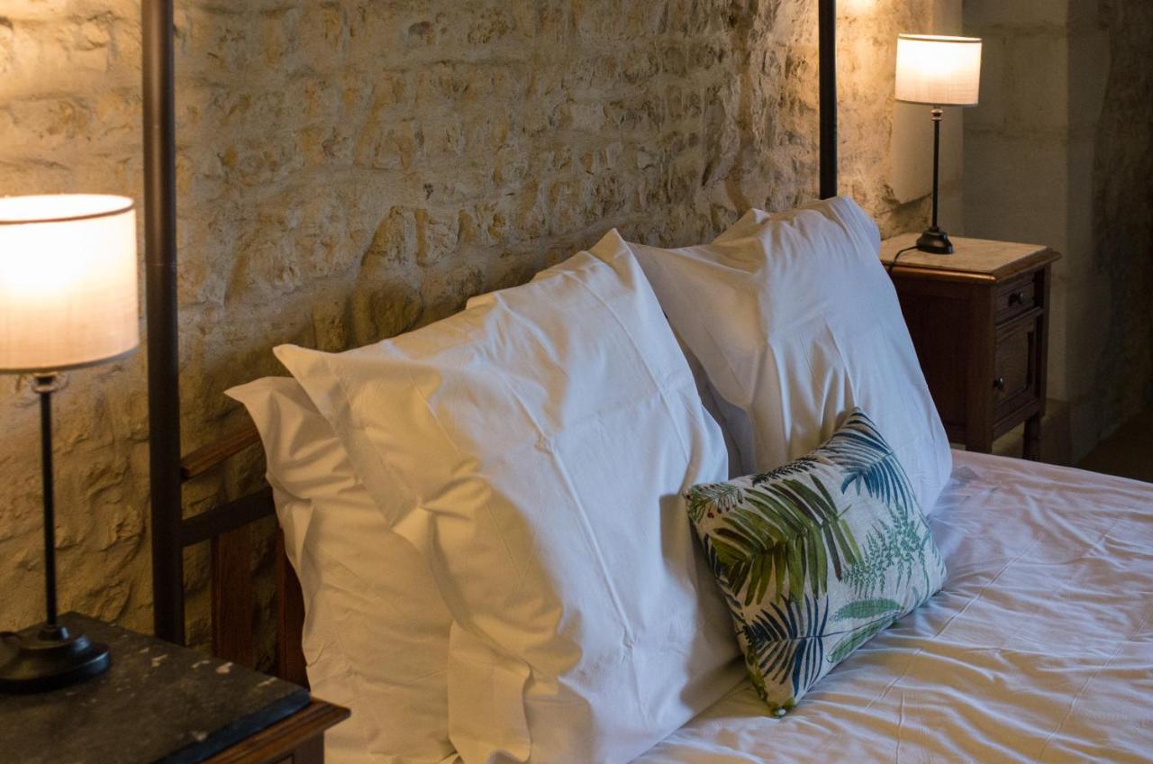Logis Saint Leonard Bed and Breakfast Dompierre-sur-Mer Eksteriør billede